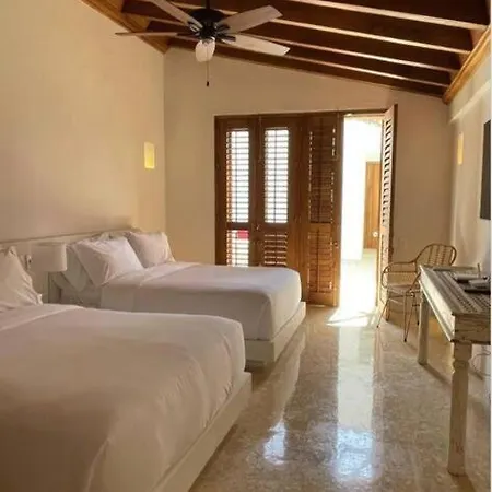 Espaciosa Y Glamurosa Casa 4/4.5