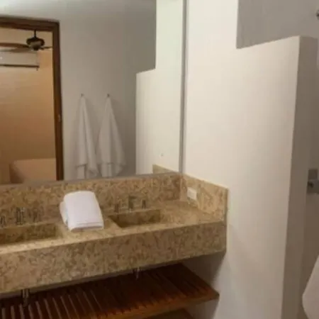 Сasa de vacaciones Espaciosa Y Glamurosa Casa 4/4.5